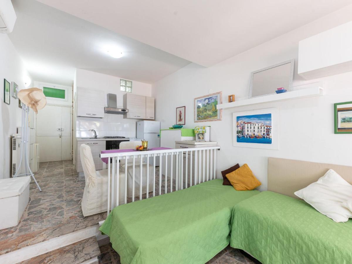 Apartment La Pineta By Interhome Casa Sant'Eugenia エクステリア 写真