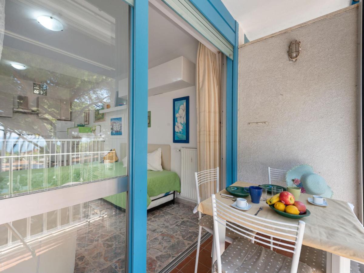 Apartment La Pineta By Interhome Casa Sant'Eugenia エクステリア 写真